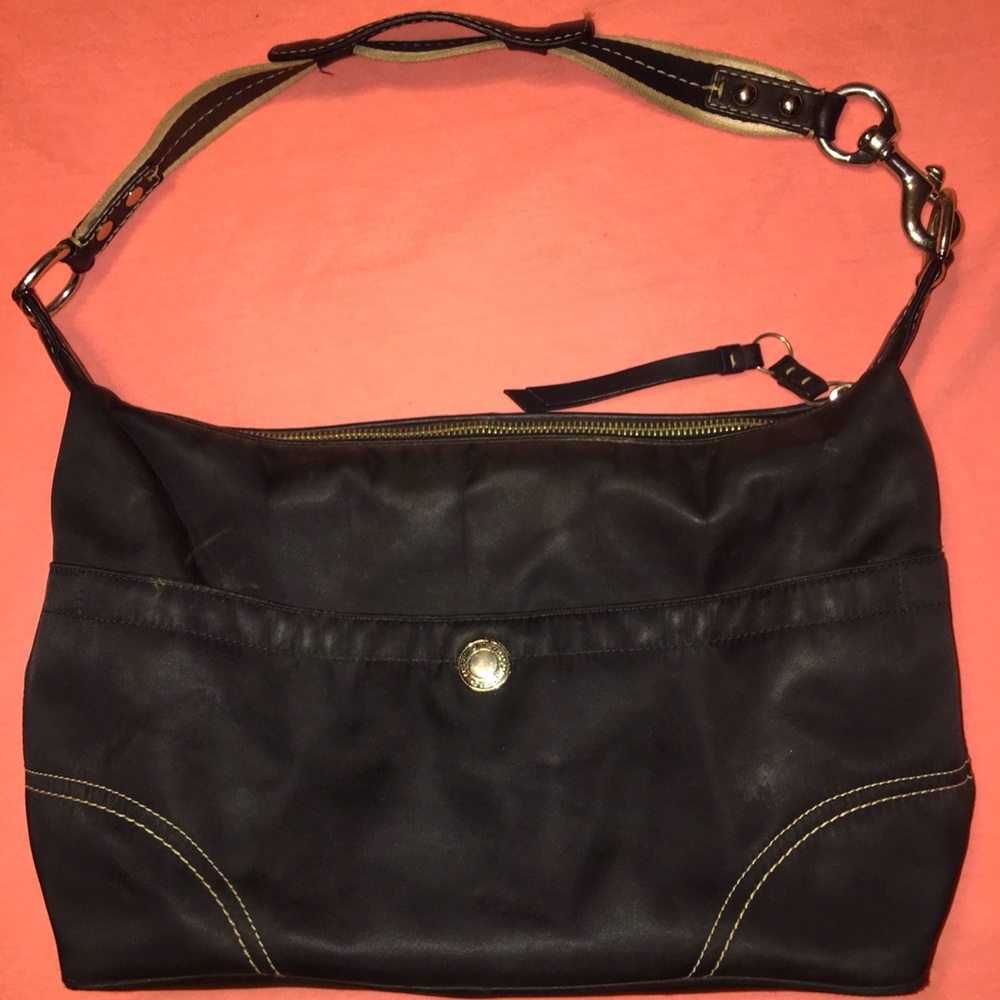 Coach Hampton Hobo Style # F11668.